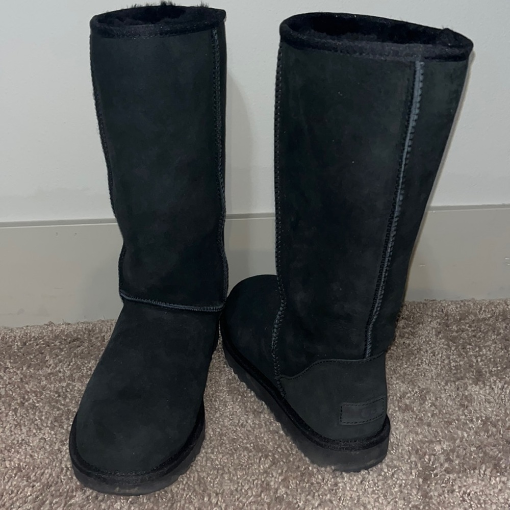 Classic Tall b UGG || boots || color:black